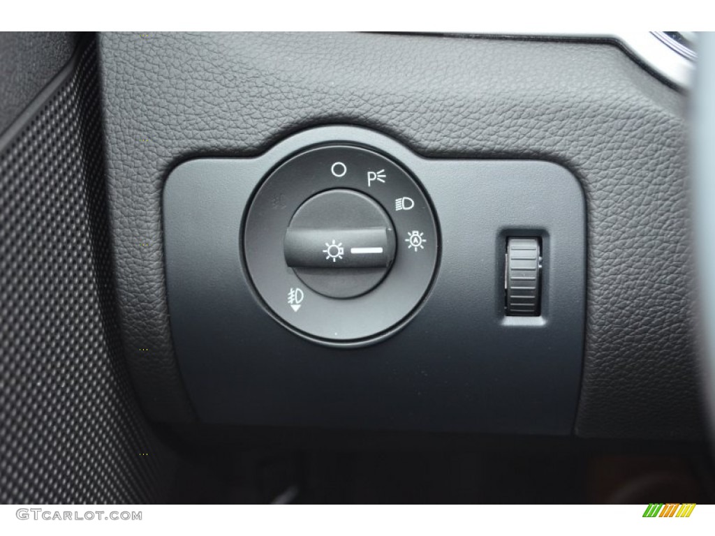 2013 Ford Mustang GT Premium Coupe Controls Photo #78904518