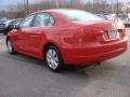 Tornado Red - Jetta SE Sedan Photo No. 4
