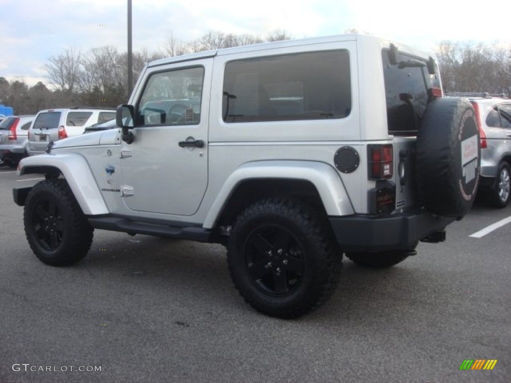 2012 Wrangler Sahara Arctic Edition 4x4 - Bright Silver Metallic / Black photo #4