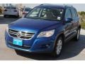 Sapphire Blue Metallic - Tiguan SE Photo No. 3