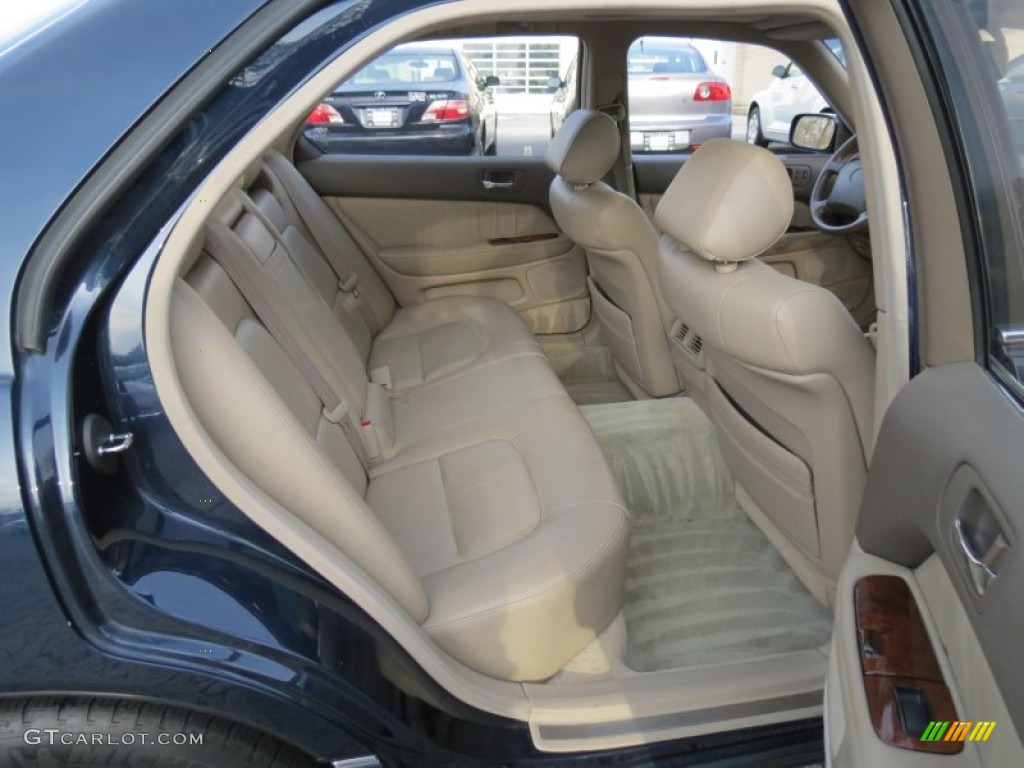 1995 Lexus LS 400 Sedan Rear Seat Photo #78911613