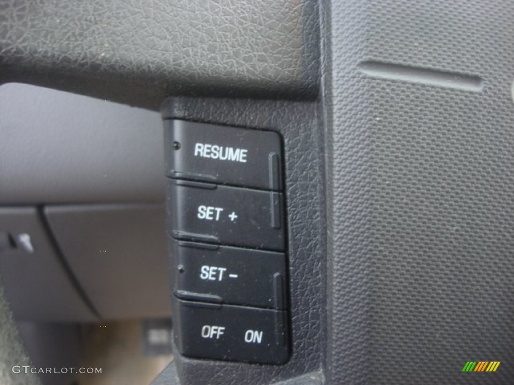 2008 Ford Edge SE Controls Photo #78911721