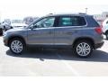 Pepper Gray Metallic - Tiguan SE Photo No. 5