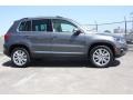 Pepper Gray Metallic - Tiguan SE Photo No. 9
