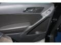 Deep Black Metallic - Tiguan SE Photo No. 24