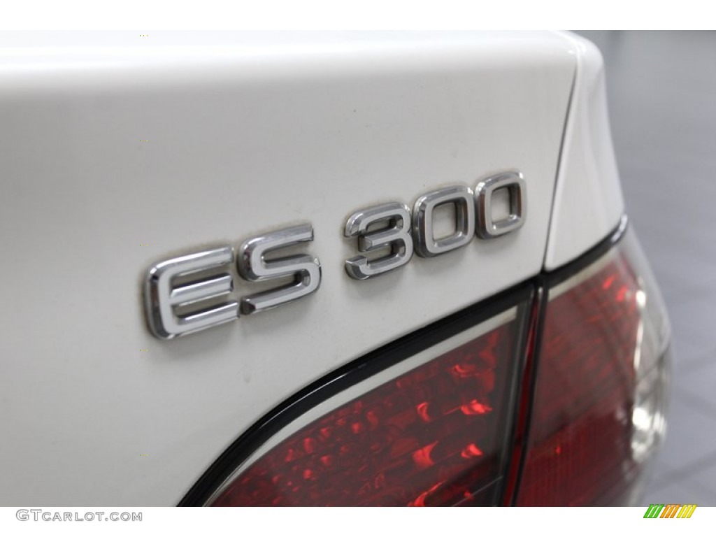 2003 Lexus ES 300 Marks and Logos Photos