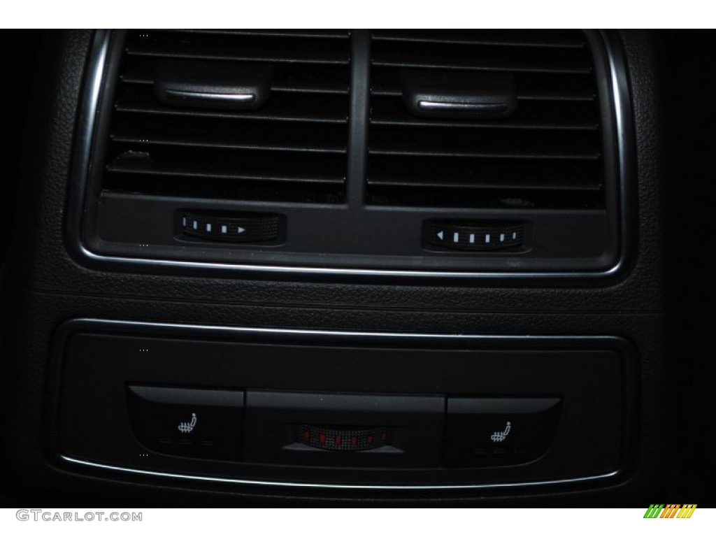 2012 A7 3.0T quattro Premium Plus - Phantom Black Pearl Effect / Black photo #37