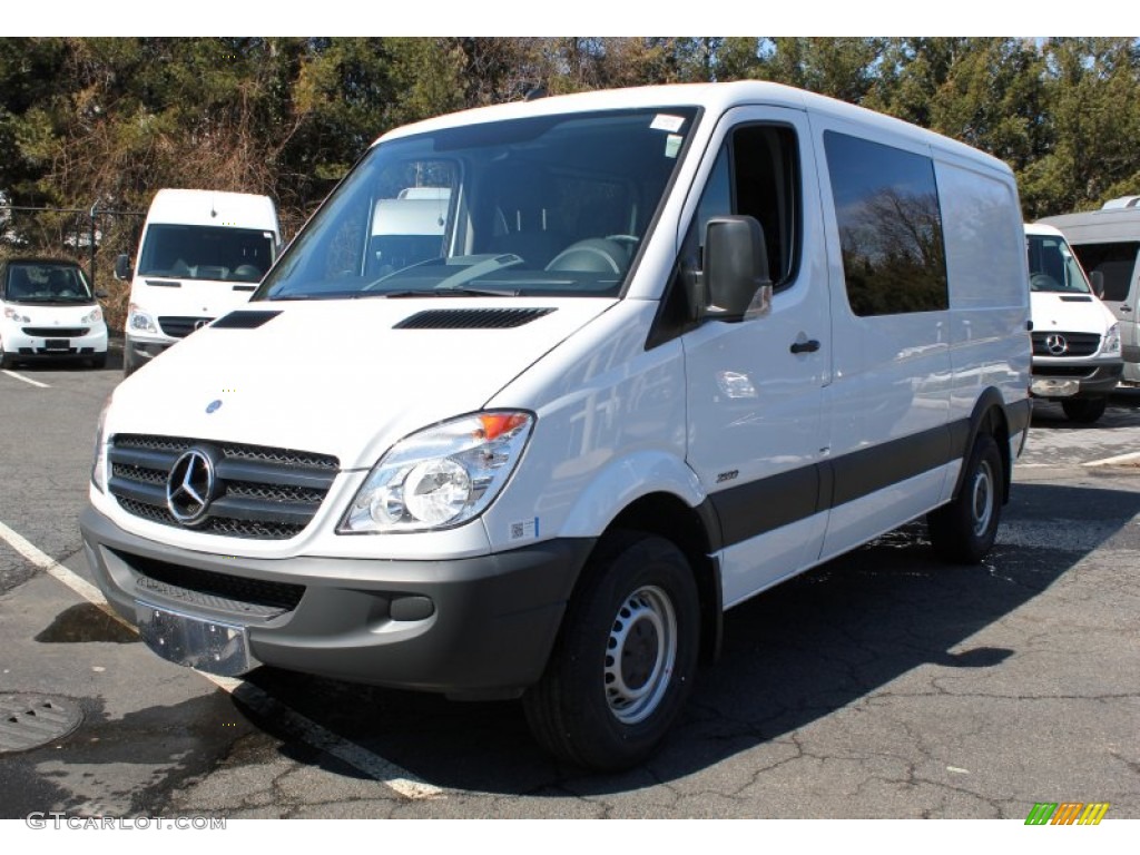 2013 Sprinter 2500 Crew Van - Arctic White / Lima Black Fabric photo #1