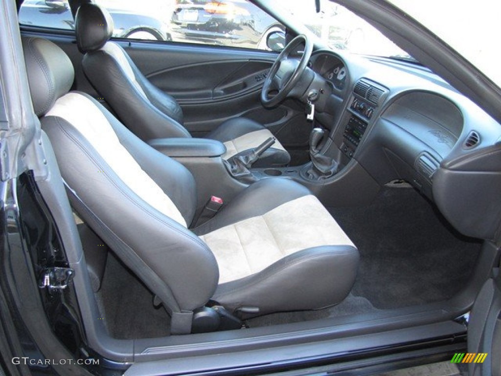 Dark Charcoal Medium Parchment Interior 2003 Ford Mustang