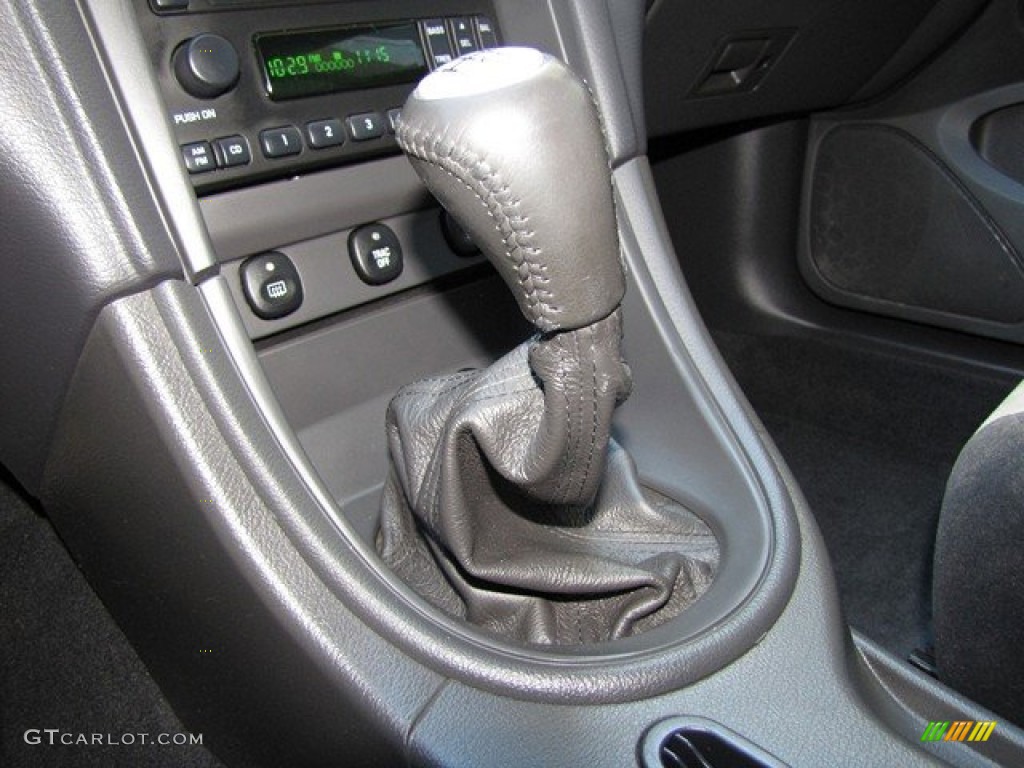 2003 Ford Mustang Cobra Coupe 6 Speed Manual Transmission Photo #78926427