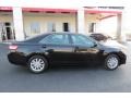 Black - Camry XLE Photo No. 8