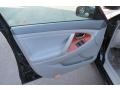 Black - Camry XLE Photo No. 10
