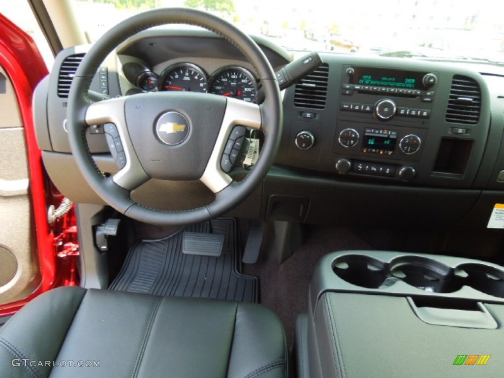 2013 Chevrolet Silverado 2500HD LT Extended Cab 4x4 Ebony Dashboard Photo #78928179
