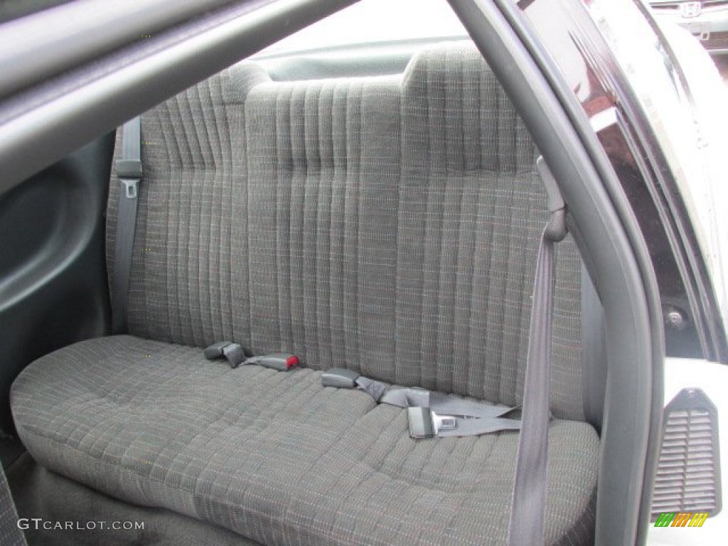 1996 Pontiac Grand Am SE Coupe Rear Seat Photos