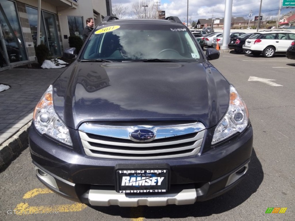 2011 Outback 2.5i Limited Wagon - Graphite Gray Metallic / Off Black photo #12