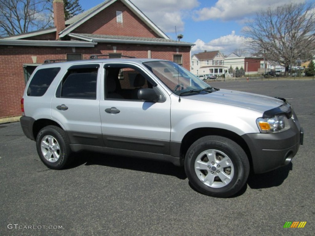 Silver Metallic 2007 Ford Escape XLT V6 4WD Exterior Photo #78934962