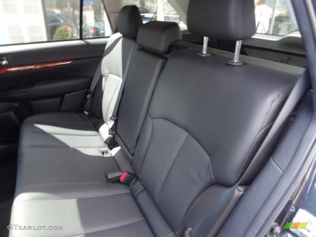 2011 Outback 2.5i Limited Wagon - Graphite Gray Metallic / Off Black photo #18