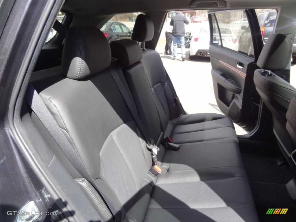 2011 Outback 2.5i Limited Wagon - Graphite Gray Metallic / Off Black photo #22