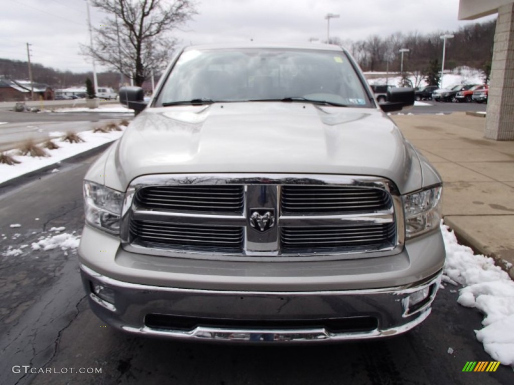 2010 Ram 1500 Big Horn Crew Cab 4x4 - Light Graystone Pearl / Light Pebble Beige/Bark Brown photo #3