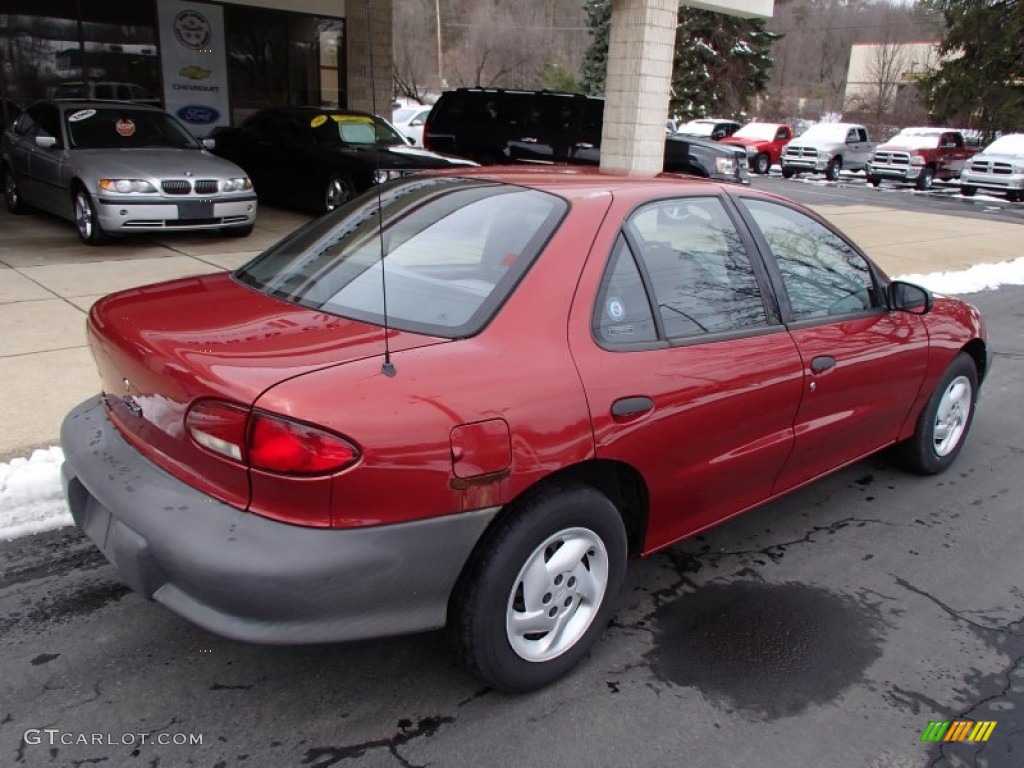 1999 Cavalier Sedan - Cayenne Red Metallic / Graphite photo #8