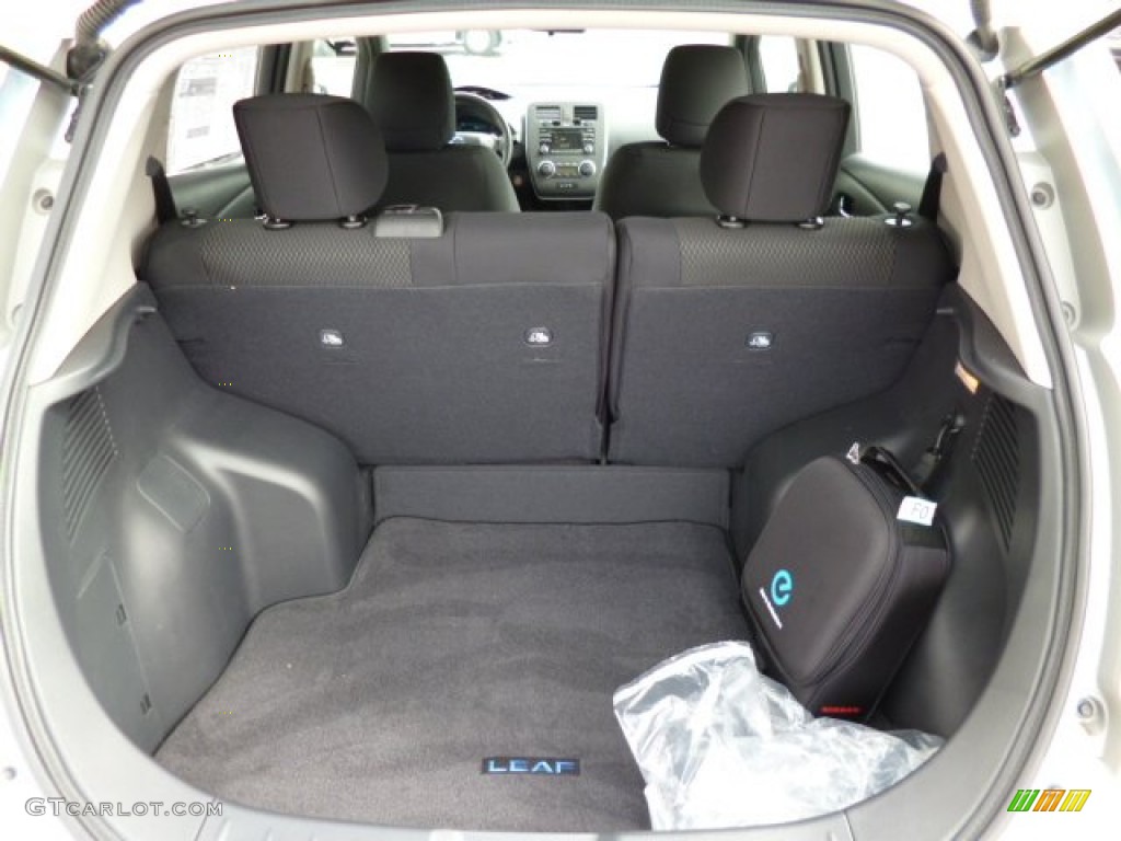 2013 Nissan LEAF S Trunk Photo #78938178