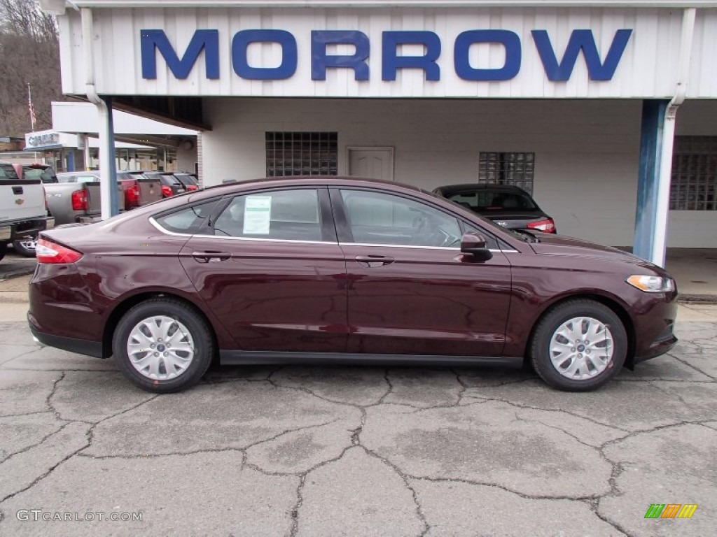 2013 Fusion S - Bordeaux Reserve Red Metallic / Earth Gray photo #1