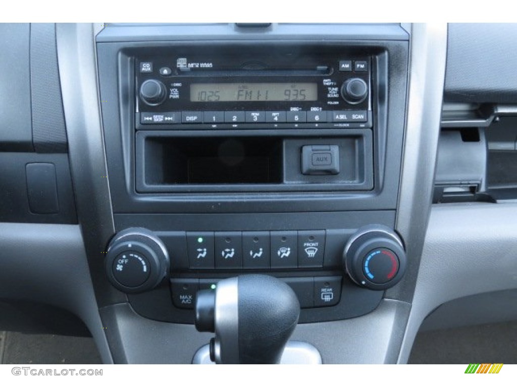 2011 Honda CR-V LX Controls Photo #78945770