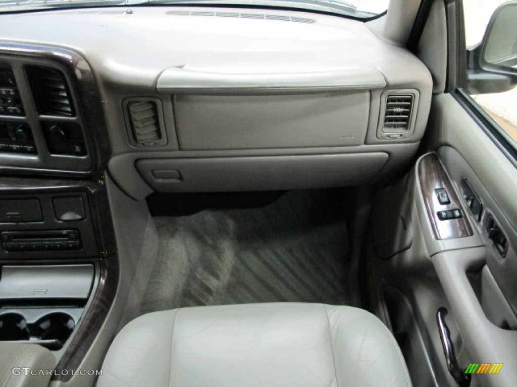 2004 Yukon Denali AWD - Silver Birch Metallic / Stone Gray photo #26