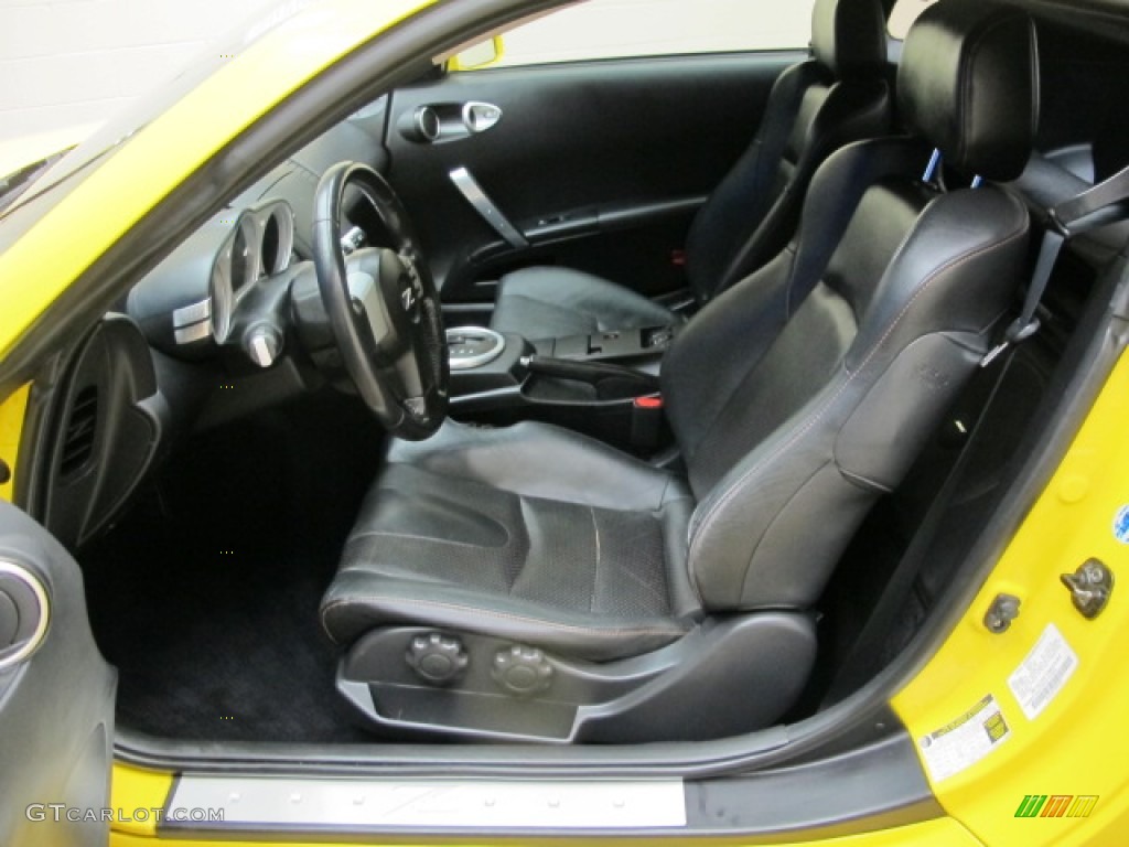 Charcoal Interior 2005 Nissan 350Z Touring Coupe Photo #78946927