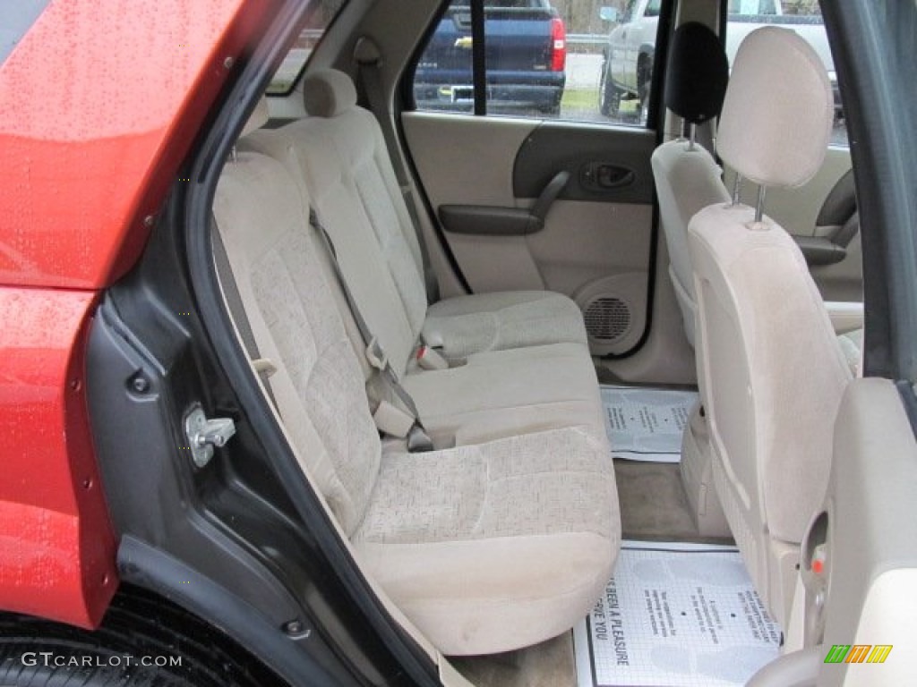 2003 Saturn VUE V6 AWD Rear Seat Photo #78949390