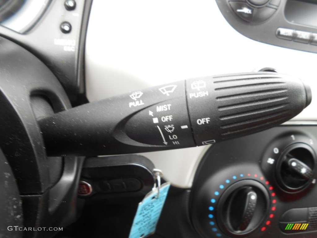 2012 Fiat 500 Pop Controls Photo #78953284
