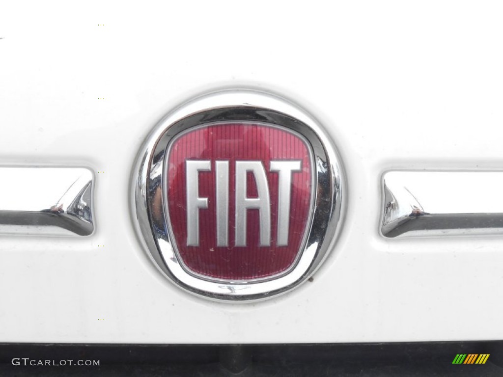 2012 Fiat 500 Pop Marks and Logos Photos