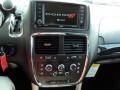 Blue Streak Pearl - Grand Caravan SXT Photo No. 4