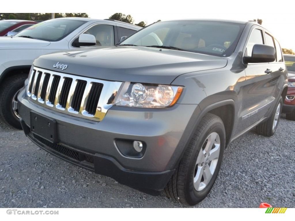 2013 Grand Cherokee Laredo X Package - Mineral Gray Metallic / Dark Graystone/Medium Graystone photo #1