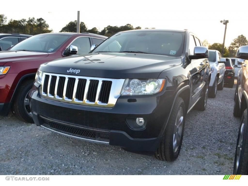 2013 Grand Cherokee Limited - Black Forest Green Pearl / Black/Light Frost Beige photo #1