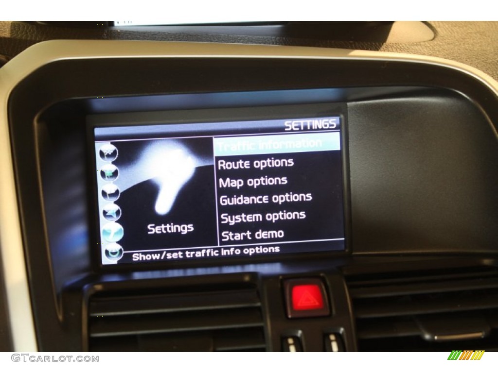 2010 XC60 T6 AWD - Barents Blue Metallic / Sandstone photo #24