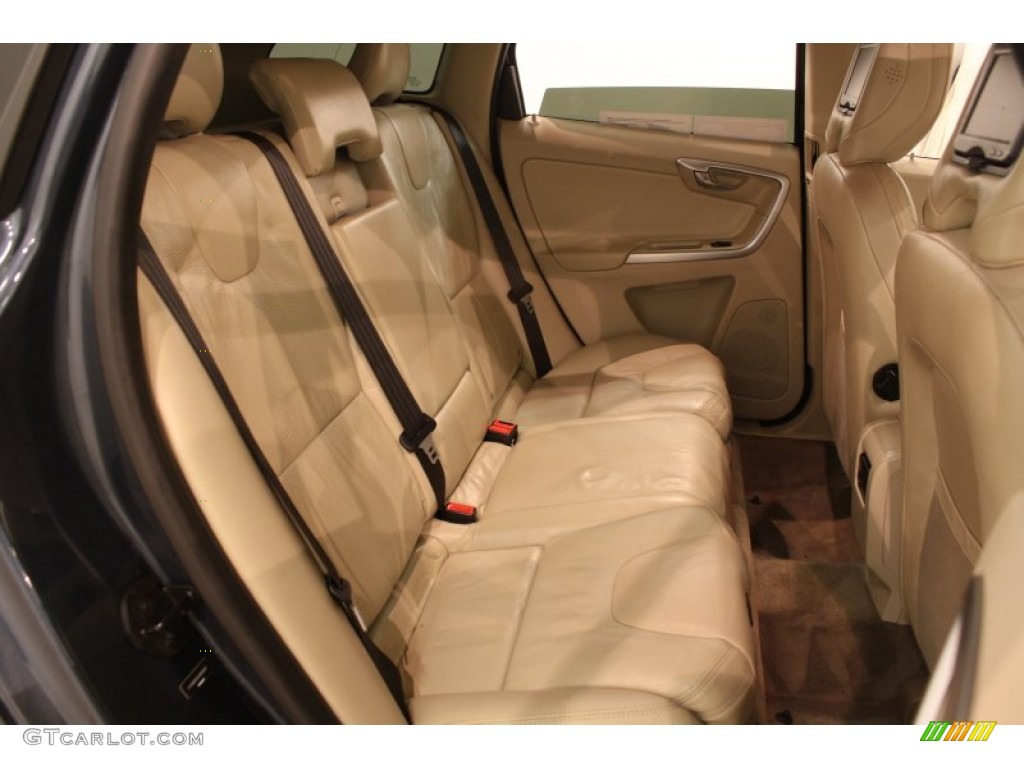 2010 XC60 T6 AWD - Barents Blue Metallic / Sandstone photo #33