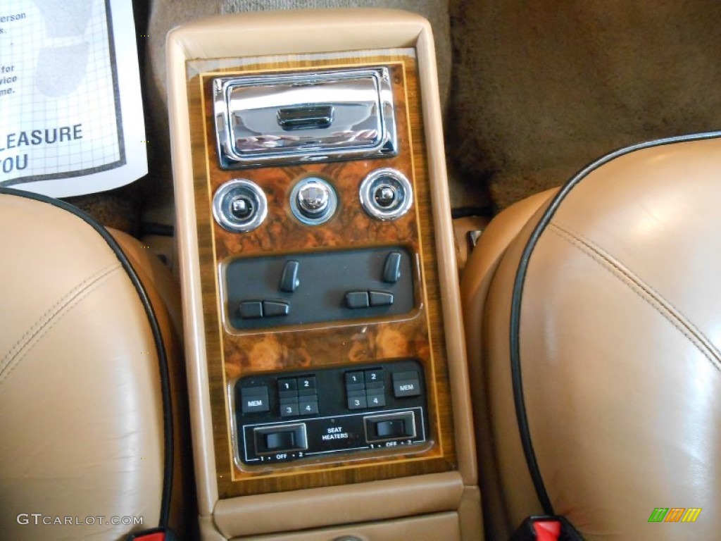 1991 Rolls-Royce Silver Spur II Standard Silver Spur II Model Controls Photos