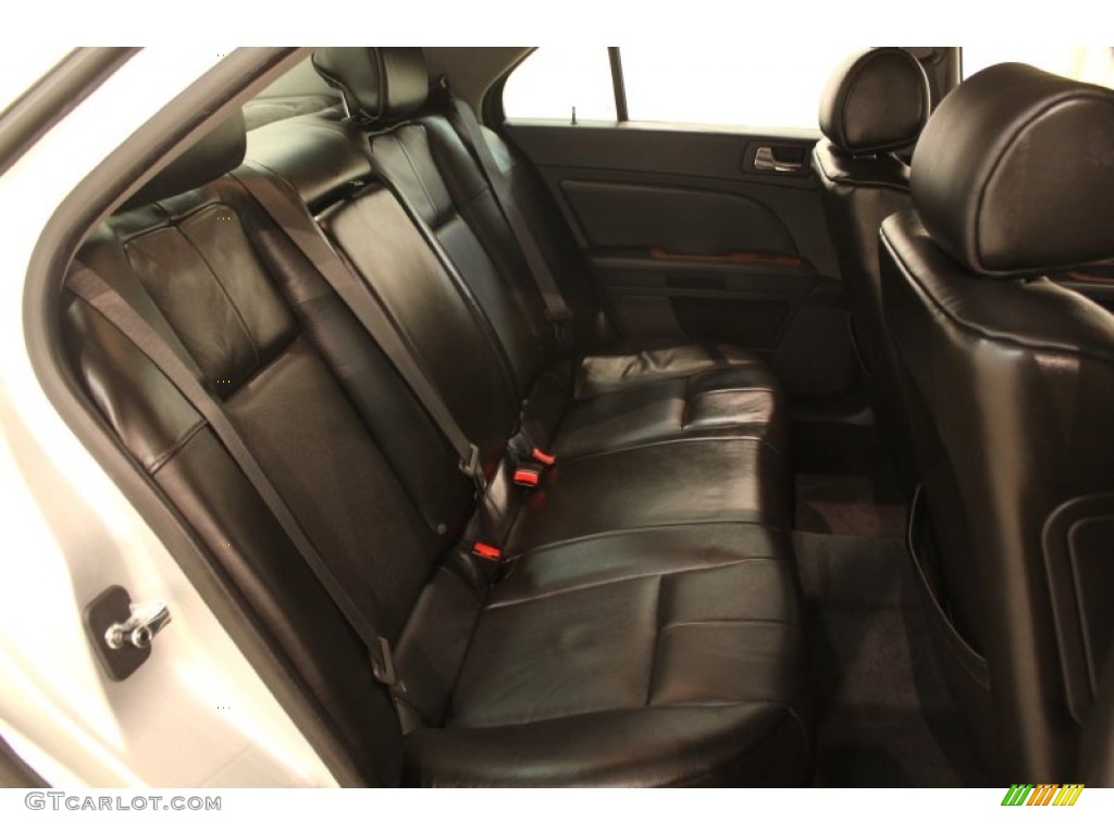 2009 STS 4 V6 AWD - Radiant Silver / Ebony photo #16