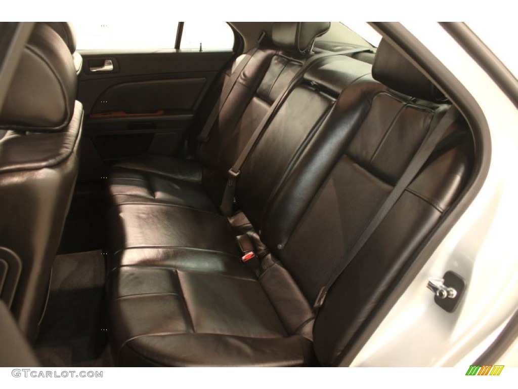 2009 STS 4 V6 AWD - Radiant Silver / Ebony photo #17