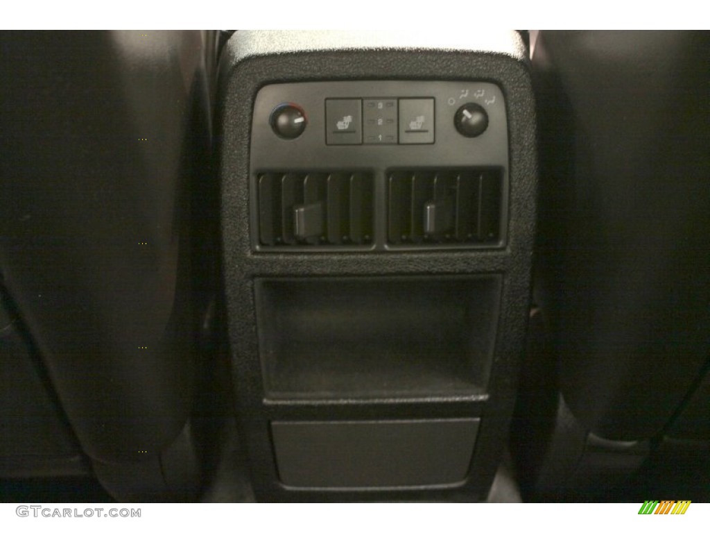2009 STS 4 V6 AWD - Radiant Silver / Ebony photo #20