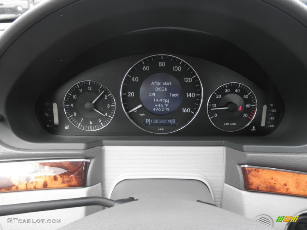 2005 E 500 Sedan - Midnight Blue / Stone photo #16