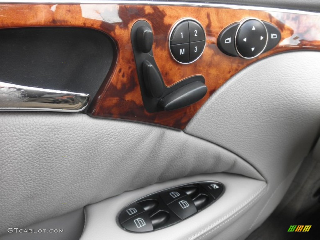 2005 E 500 Sedan - Midnight Blue / Stone photo #17