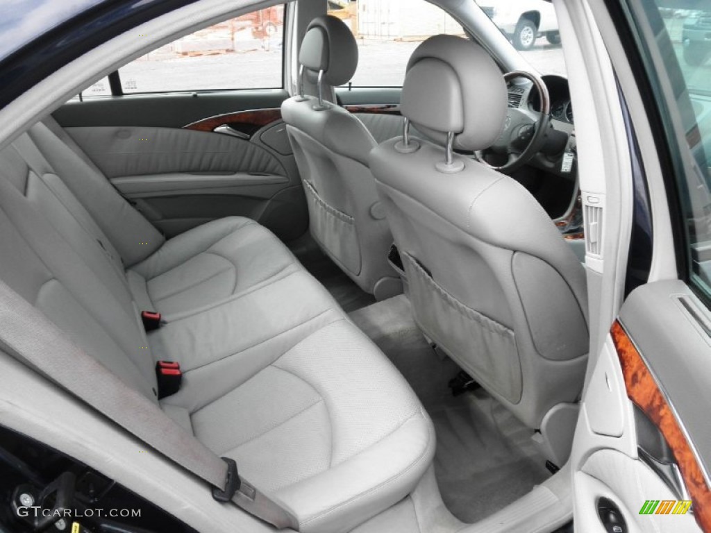 2005 E 500 Sedan - Midnight Blue / Stone photo #27