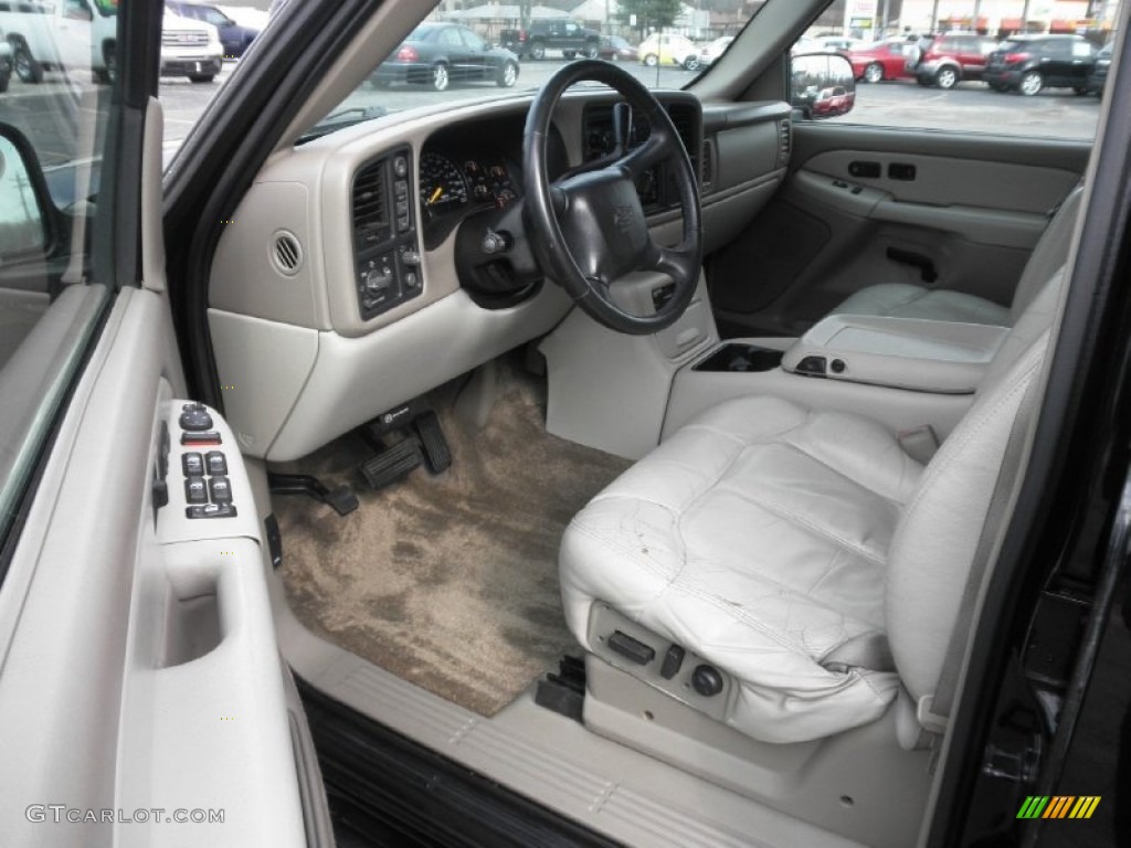 2001 Tahoe LT 4x4 - Onyx Black / Graphite/Medium Gray photo #6
