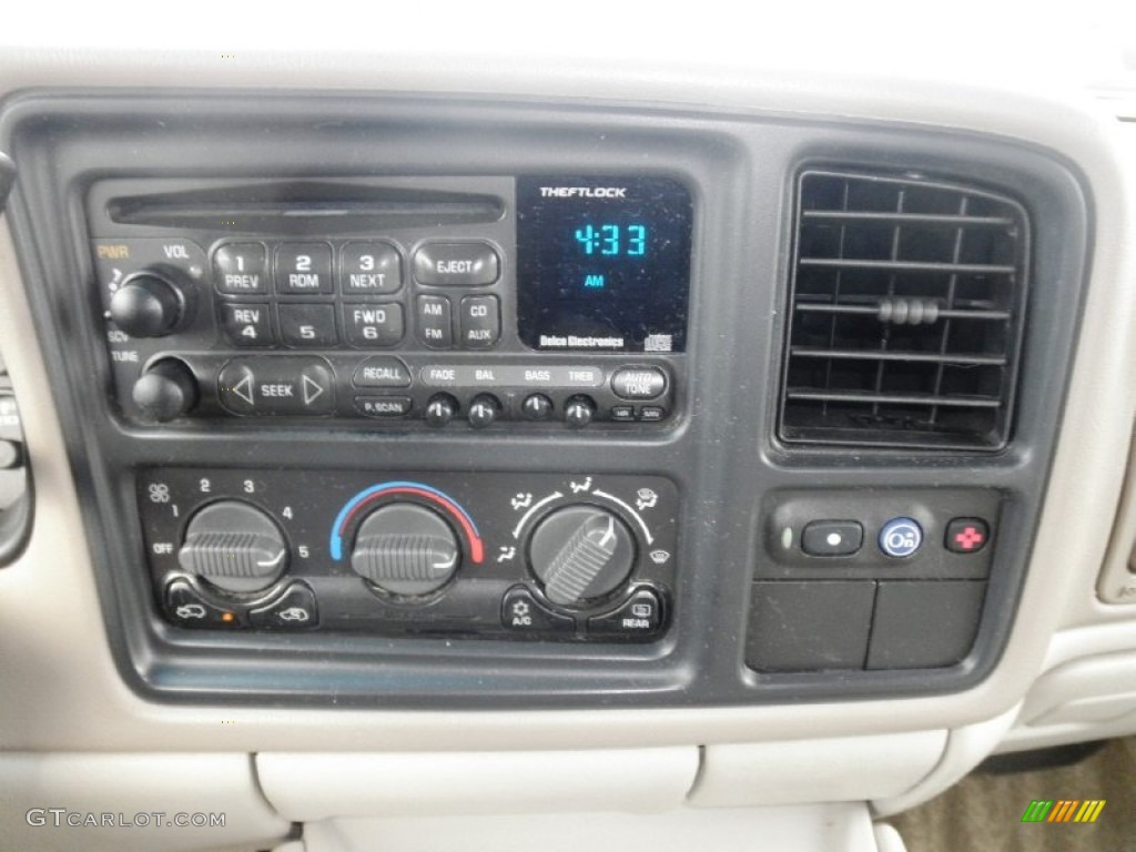 2001 Tahoe LT 4x4 - Onyx Black / Graphite/Medium Gray photo #7