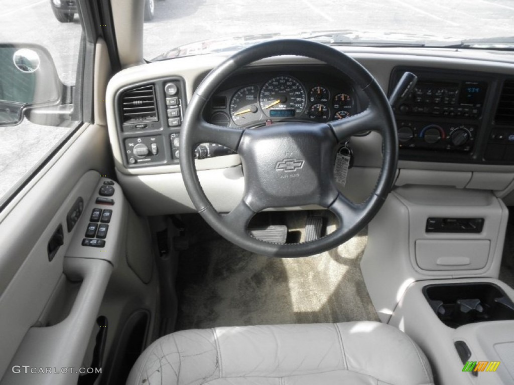 2001 Tahoe LT 4x4 - Onyx Black / Graphite/Medium Gray photo #16