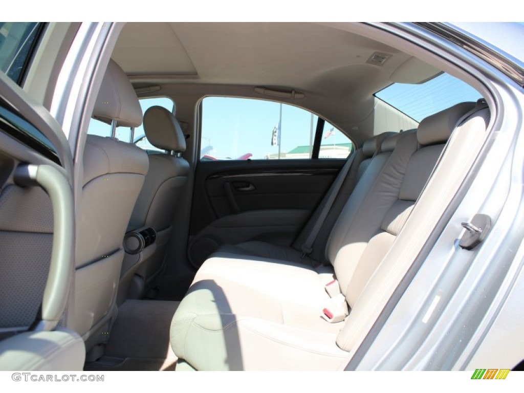 2010 RL Technology - Platinum Frost Metallic / Taupe Gray photo #20