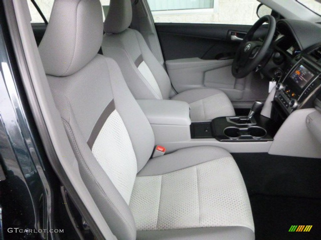 2013 Camry LE - Cosmic Gray Metallic / Ash photo #9