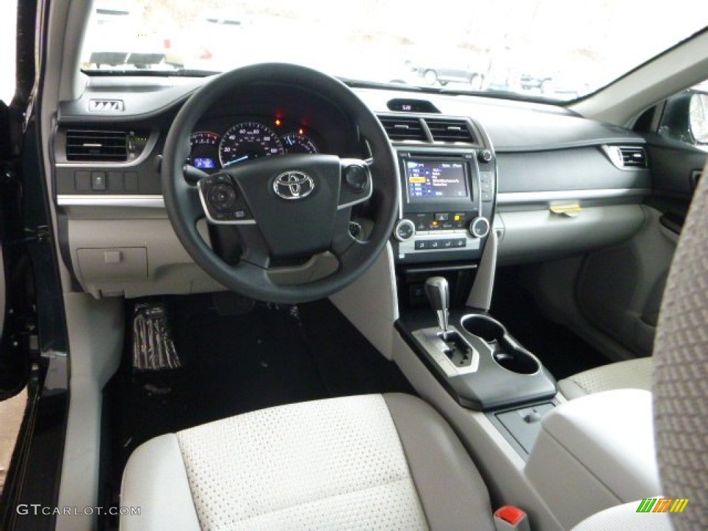 2013 Camry LE - Cosmic Gray Metallic / Ash photo #15